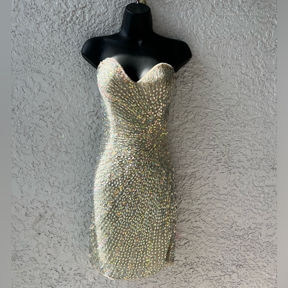 Primavera Couture Gold Sequin Sweetheart Bodycon Dress